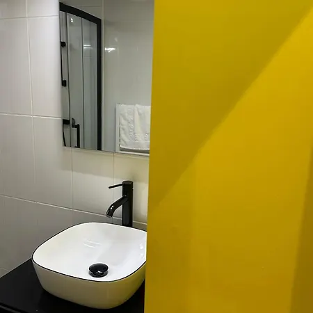 Moderne A Proximite De Batignolles Lägenhet